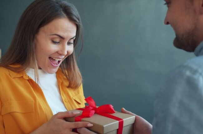 cadeau fête des pères 2026 idées profil geek sportif bricoleur